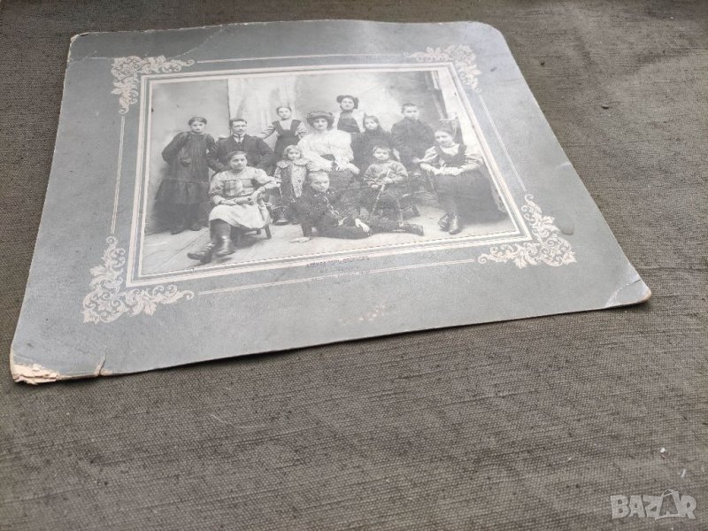 Продавам стара снимка Деца , момче с пушка - фото Александър Стоянов, снимка 1