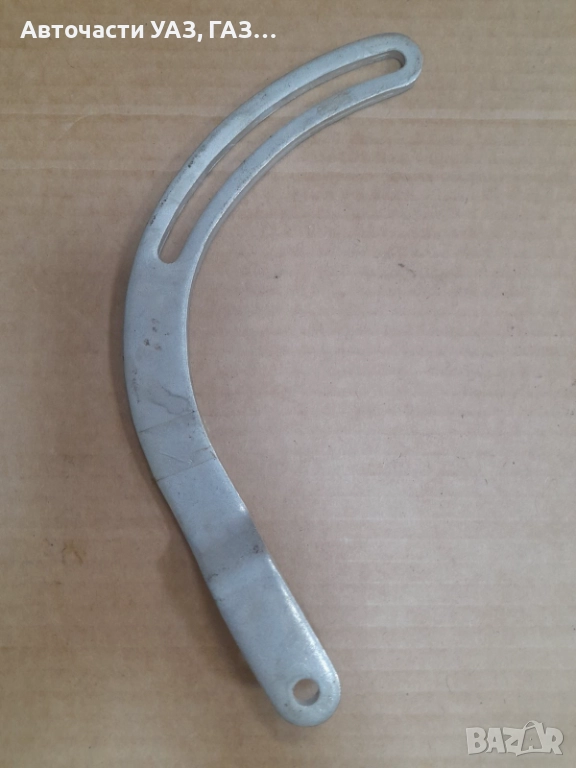 ПЛАНКА ОБТЯГАНЕ ГЕНЕРАТОР УАЗ, снимка 1