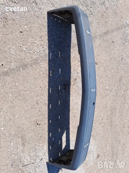 Предна броня мерцедес 124, снимка 1