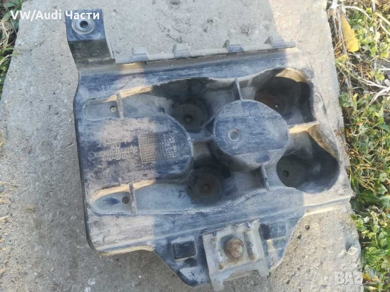 Стойка за акумулатор за Голф 4 Ауди А3 Сеат Шкода Golf 4 Audi Seat Skoda , снимка 1