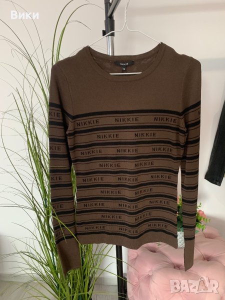 Дамски пуловер в размер 38, снимка 1