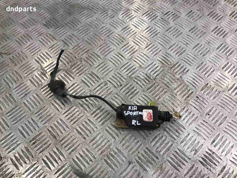 Моторче централно задна лява врата KIA Sportage,2000г., снимка 1
