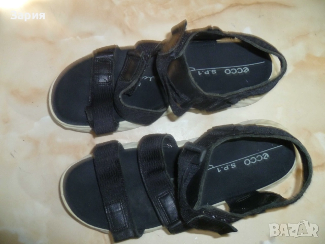 ECCO сандали №37