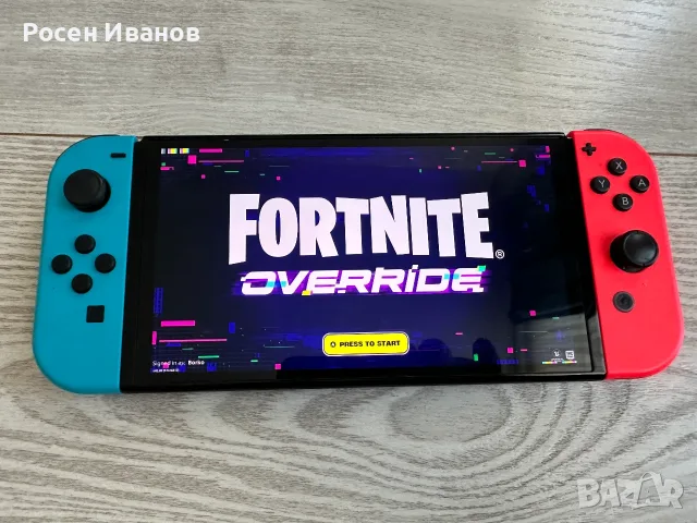 Nintendo Switch OLED 64GB + 64GB SD card, 7 игри, 2 контролера, снимка 4 - Nintendo конзоли - 55906164