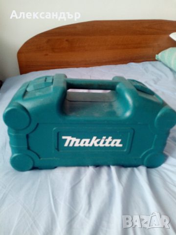 Акумулаторна отверка Makita 723DW - комплект с куфар + битове, снимка 2 - Отвертки - 44517894