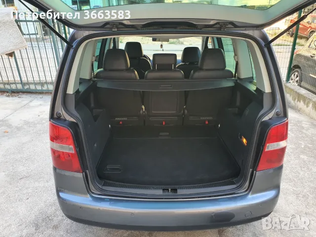 VW Touran 2.0 TDI, снимка 13 - Автомобили и джипове - 55985763