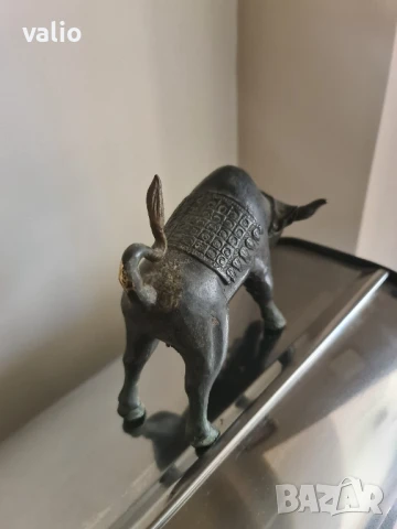 Стара бронзова скулптура статуетка бик, снимка 3 - Антикварни и старинни предмети - 50761969