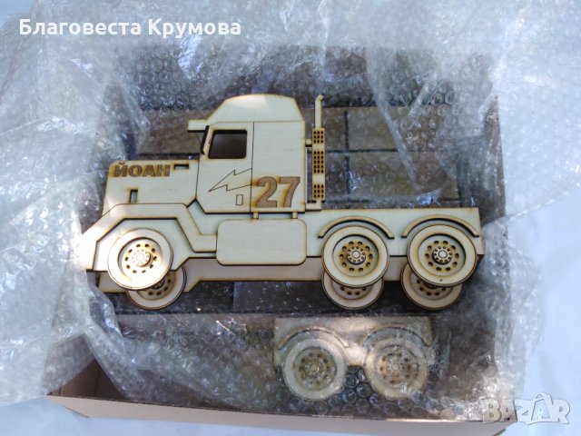 Камион с място за колички, снимка 15 - Играчки за стая - 30167248
