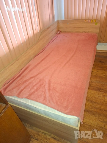 единично легло 