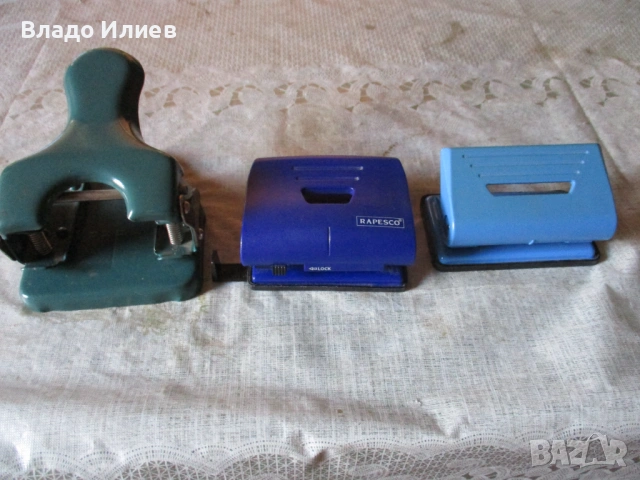 Канцеларски материали:самозалепващи листчета,тетрадки,пергели ,перфоратори,острилки и моливи, снимка 14 - Други - 33862037