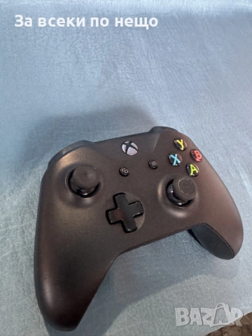 Оригинален джойстик Xbox One , model 1708, снимка 2 - Джойстици и геймпадове - 56060301