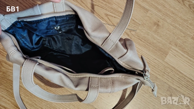 Дамска чанта , снимка 3 - Чанти - 53962722