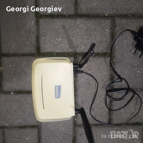 Продава се запазен рутер, снимка 2 - Рутери - 52891605