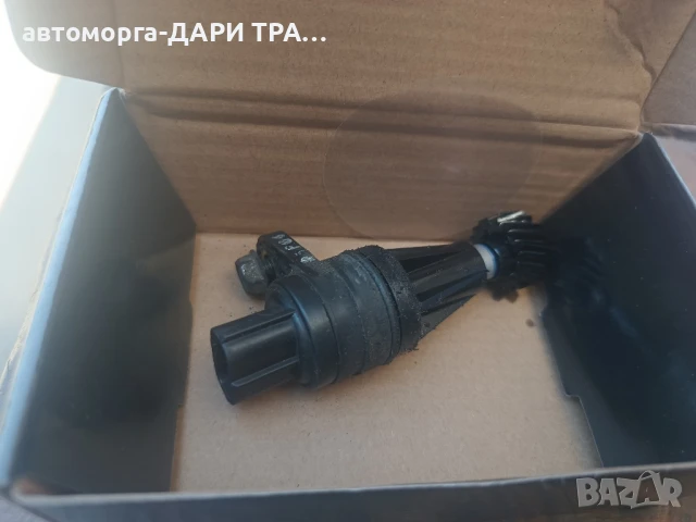 Датчик за скоростомер на Киа Карнивал /2.9ЦРДИ, снимка 2 - Части - 50948342