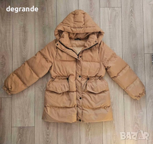 Дамско яке с качулка