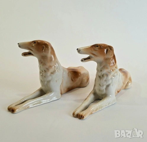 Две порцеланови фигури на кучета хрътки - Royal Dux, Чехословакия, снимка 2 - Статуетки - 53912620
