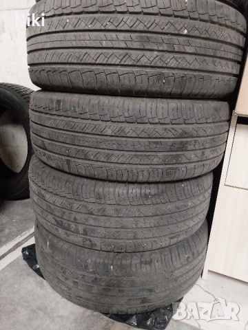 Гуми Мишелин 235 60 17.