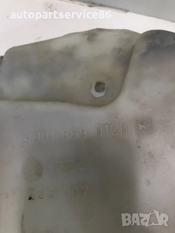 Резервоар за течност за чистачки за Mercedes Sprinter 2.2 CDI (2004) 9018690120, снимка 3 - Части - 53899239