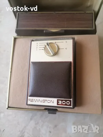 REMINGTON SELECTRIC 300 DE LUXE , снимка 2 - Антикварни и старинни предмети - 56246047