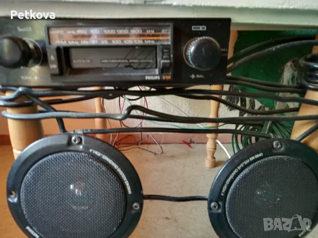 Радио- касетофон Philips, снимка 2 - Радиокасетофони, транзистори - 50158757