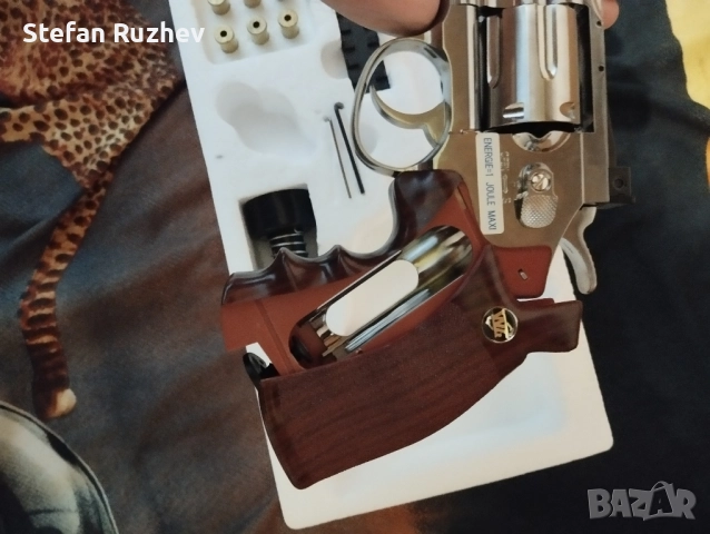 Еърсофт револвер , снимка 4 - Въздушно оръжие - 52605210