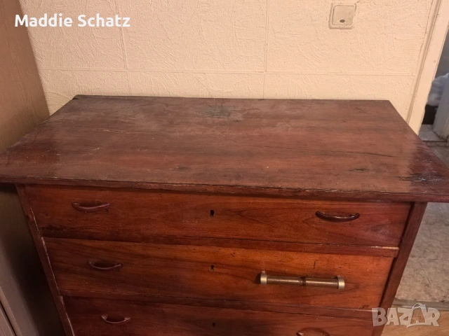 Старинен скрин, снимка 3 - Антикварни и старинни предмети - 54030601