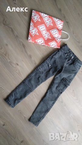 Bershka - детски дънки, снимка 5 - Детски панталони и дънки - 44575119