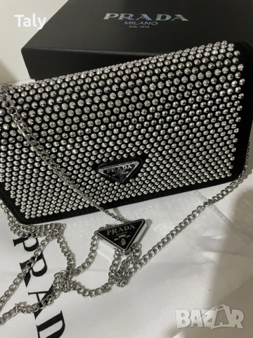 PRADA дамска чанта, снимка 11 - Чанти - 52864205