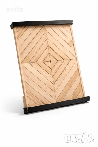 🌿 Ръчно изработен дървен поднос с геометричен дизайн и черни дръжки