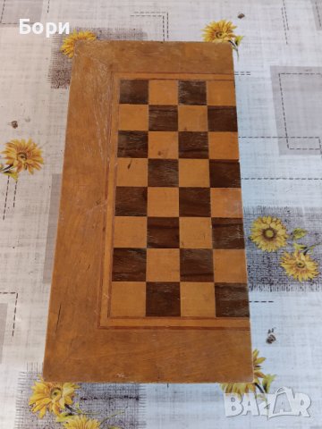 Стара дървена табла