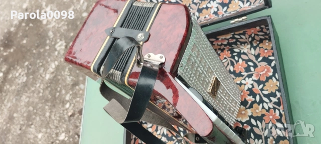 Детски акордеон, снимка 4 - Антикварни и старинни предмети - 54056148