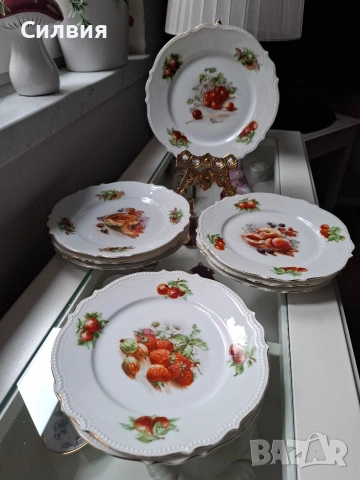 Антикварен Комплект Десертни Чинии „P.K. Silesia“ – Късче История от Силезия, снимка 17 - Сервизи - 53913619