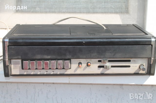 радио касетофон Филипс , снимка 4 - Радиокасетофони, транзистори - 34116922