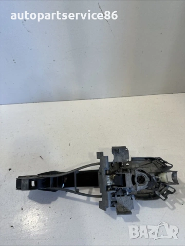 Предна лява външна дръжка за врата черна за Volvo V70 2.0 TDI 163HP (2012) 30784198, снимка 2 - Части - 54020591