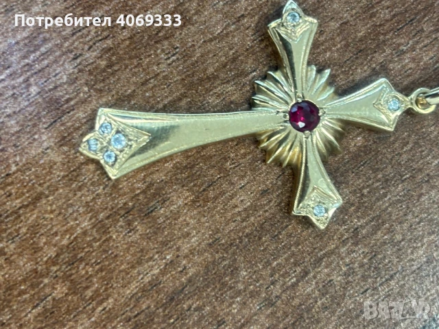 Стар златен Кръст с рубин 14к 5.96гр 5см , снимка 7 - Колиета, медальони, синджири - 50898227