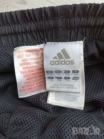Детски спортен панталон Adidas , снимка 2 - Детски анцузи и суичери - 35345398