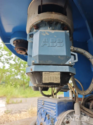 Електромотор 3 фазен ABB Motors M2AA 112 M-4, снимка 9 - Електродвигатели - 50674554