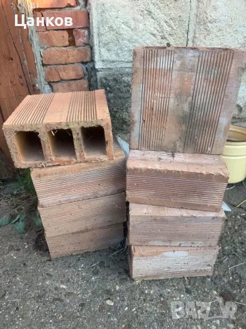 Нови Тухли четворки