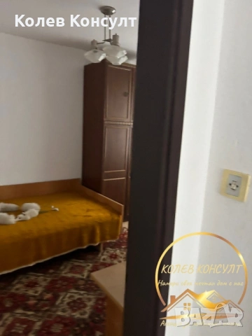 Двуетажна къща село Бъдеще ,област Стара Загора, снимка 10 - Къщи - 54113544