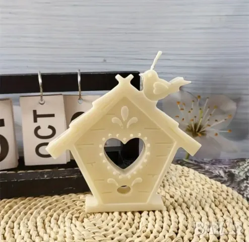 Молд къщичка с птица