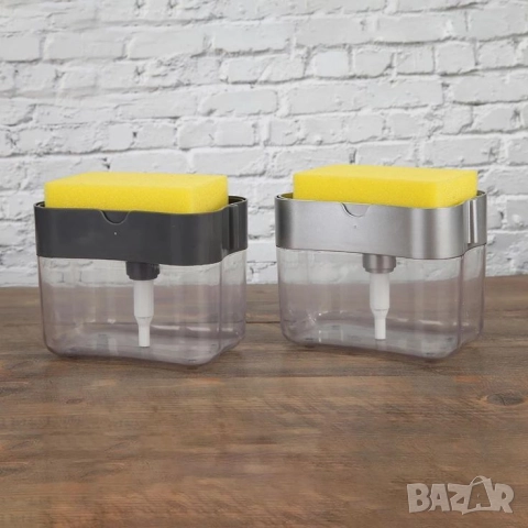 Контейнер-дозатор за течни препарати с почистваща гъба