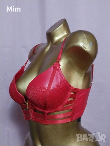 Hunkemoller 75 B Червен кожен сутиен , снимка 4 - Бельо - 52933691