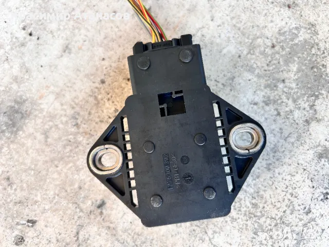 Датчик, надлъжно / напречно ускорение за Мерцедес Е-класа W211.0265005246.A0025426618, снимка 3 - Части - 47668288