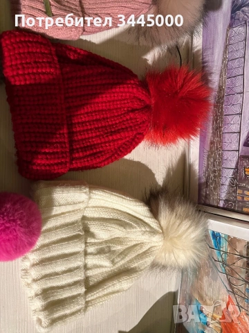 Различни зимни шапки, снимка 5 - Шапки - 53223250