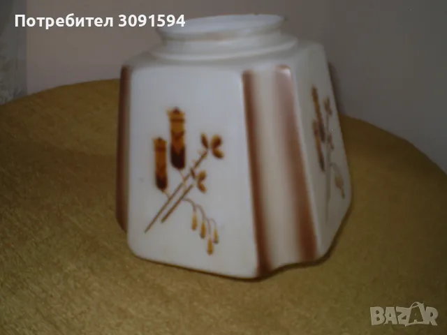 Винтидж стар ART DECO бежов, кафяв стъклен абажур, 30-те години на миналия век, многоъгълен оребрен , снимка 5 - Антикварни и старинни предмети - 50198782