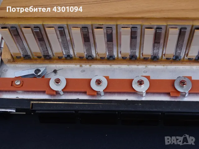 Корпус (баси) с тарги за Акордеон Weltmeister Stella 96 баса, снимка 12 - Акордеони - 56200682