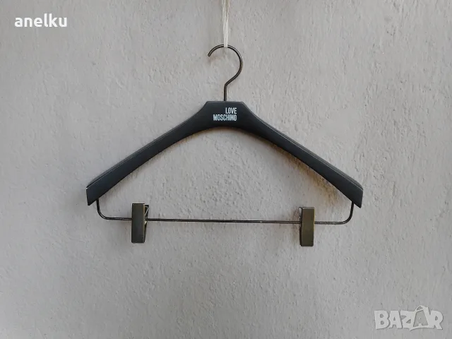 Дървени закачалки с щипки и широко рамо
