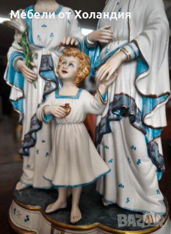 Порцеланова статуетка Capodimonte, снимка 11 - Статуетки - 50999877
