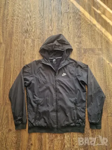Страхотно мъжко яке NIKE размер М 