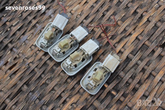 Плафон таван заден страничен ляв десен за брой Сеат Алхамбра Фолксваген Шаран 2002 Seat Alhambra VW , снимка 6 - Части - 39568231